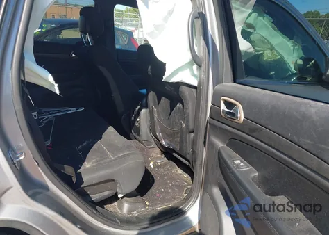 2017 Jeep Grand Cherokee Laredo 4X2 z USA, uszkodzony, nr VIN 1C4RJEAGXHC671814